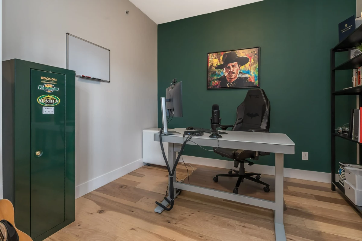 Bedroom 3 Photo of 306 16483 64 Avenue, Surrey, BC