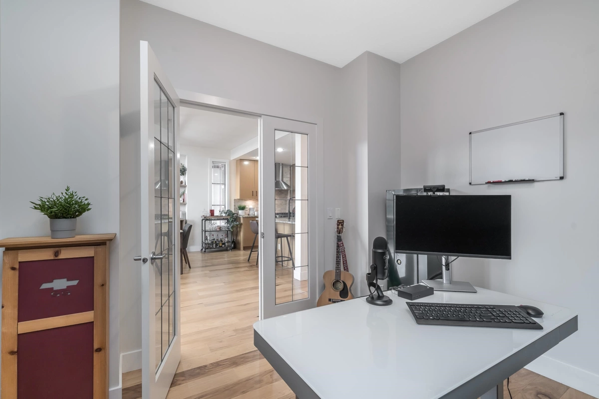 Bedroom 4 Photo of 306 16483 64 Avenue, Surrey, BC