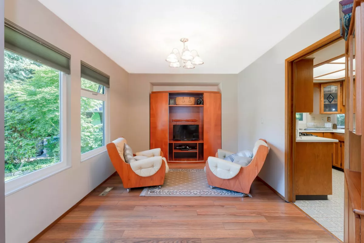 Primary Bathroom Photo of 1833 133a Street, Surrey, BC