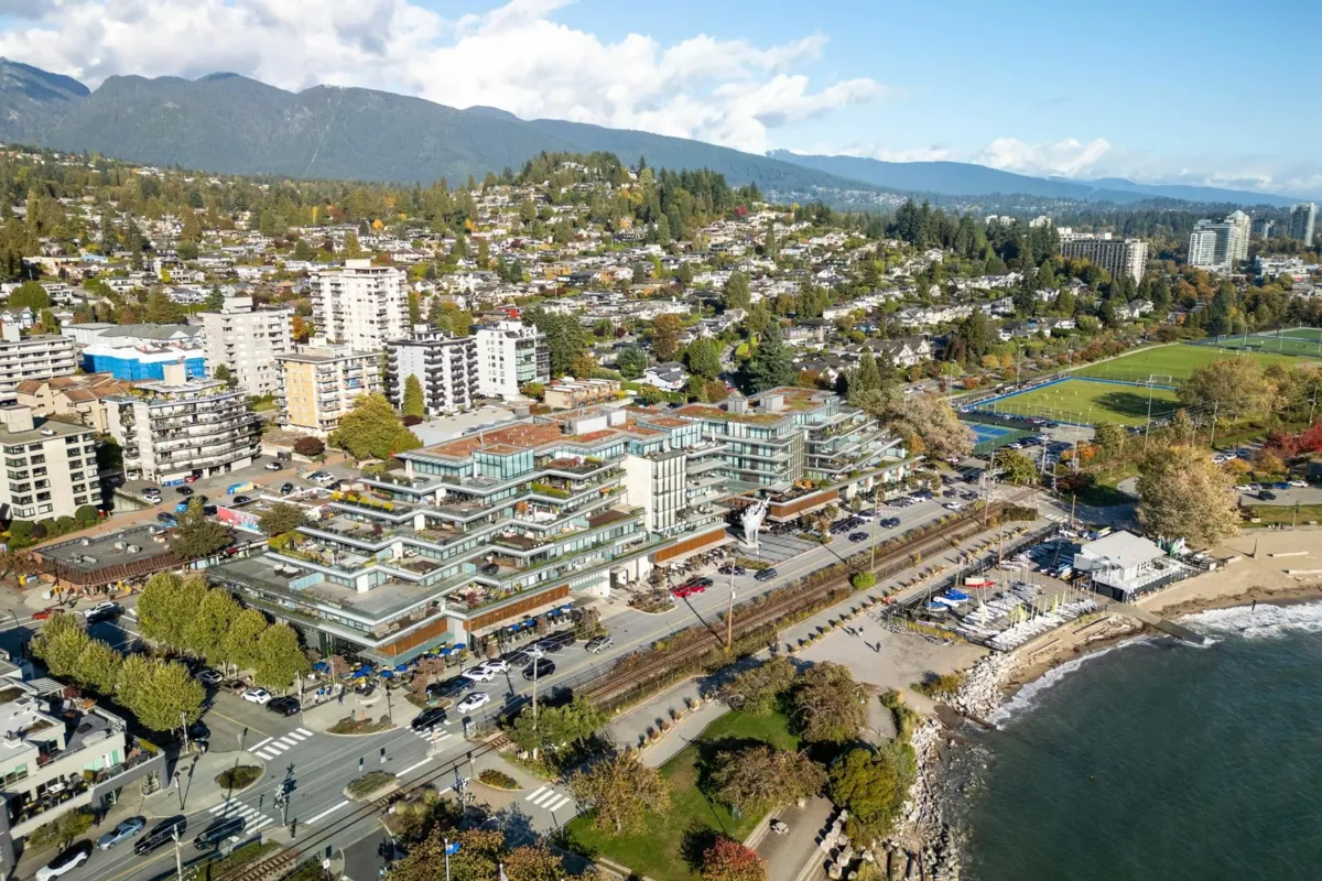 Family Room Photo of 209 1355 Bellevue Avenue, West Vancouver, BC