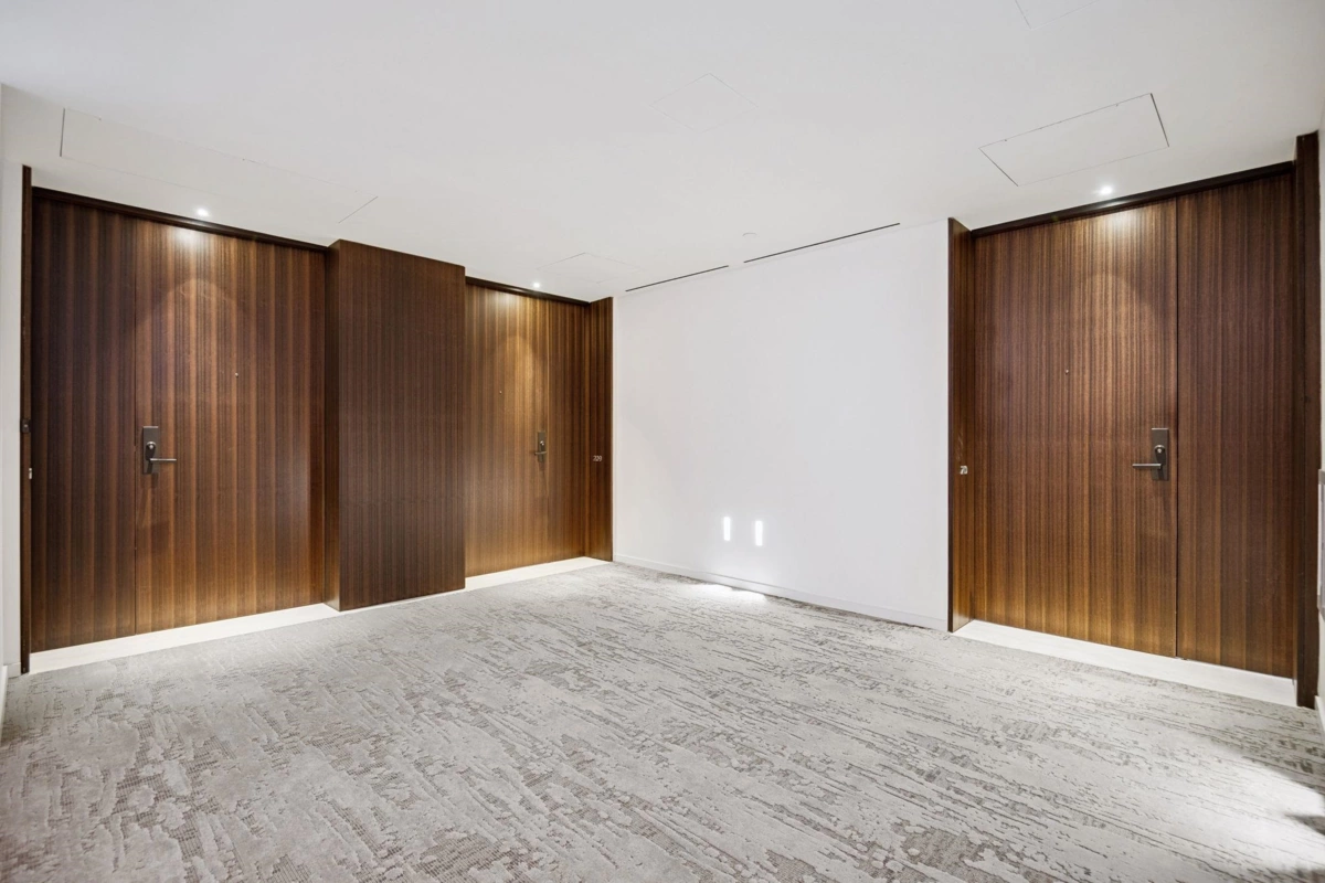 Kitchen Photo of 209 1355 Bellevue Avenue, West Vancouver, BC