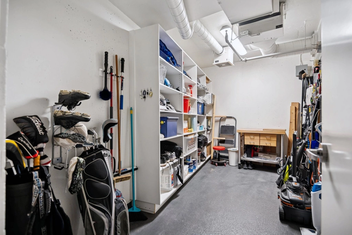 Outdoor Kitchen Photo of 209 1355 Bellevue Avenue, West Vancouver, BC