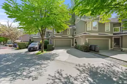 63 16061 85 Avenue, Surrey, BC, Surrey — Townhouse for sale