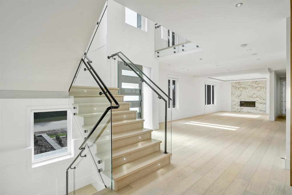 Bedroom 3 Photo of 13915 Blackburn Avenue, White Rock, BC