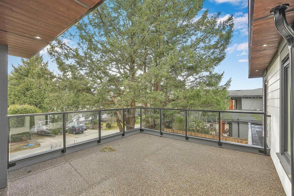 Outdoor Kitchen Photo of 13915 Blackburn Avenue, White Rock, BC