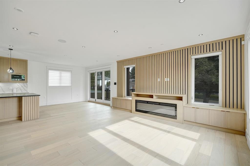 Pantry Photo of 13915 Blackburn Avenue, White Rock, BC