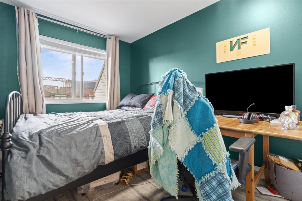 Bedroom 3 Photo of 406 33708 King Road, Abbotsford, BC