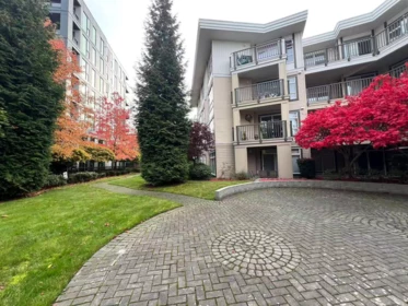Hallway Photo of 315 15168 19 Avenue, Surrey, BC