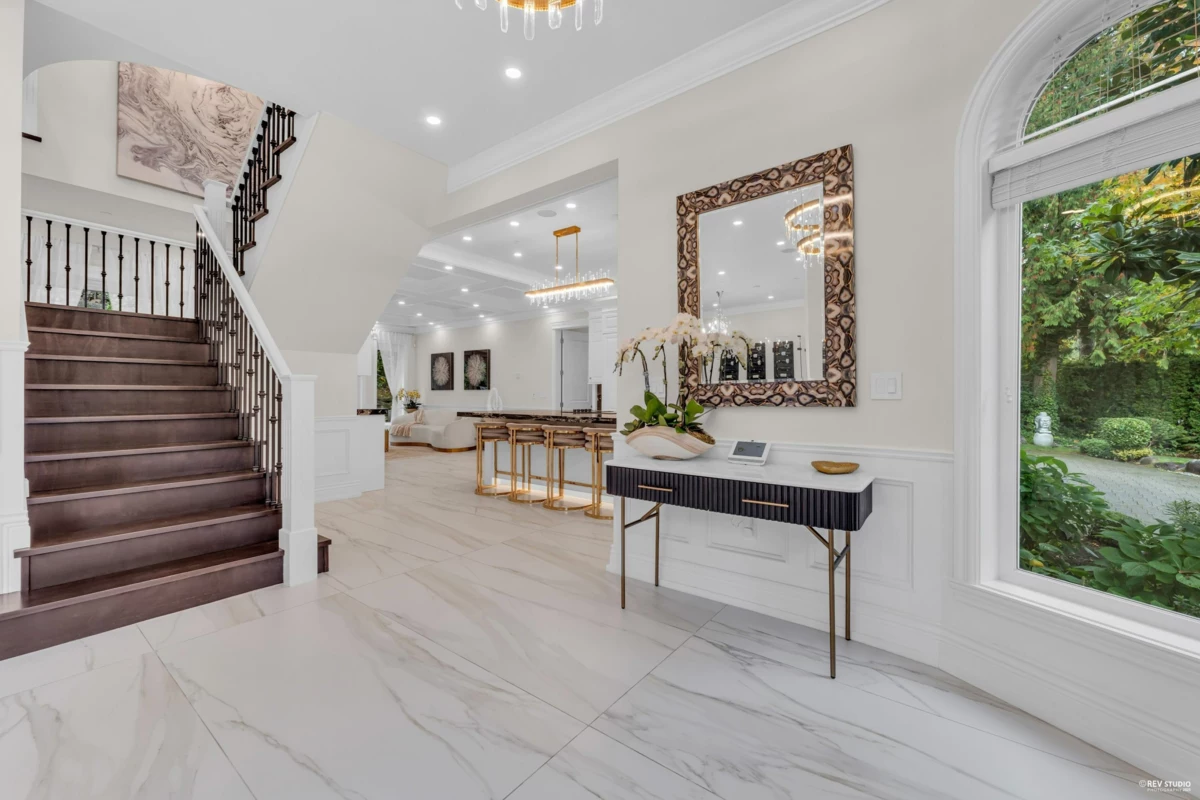 Kitchen Photo of 760 Burley Drive, West Vancouver, BC