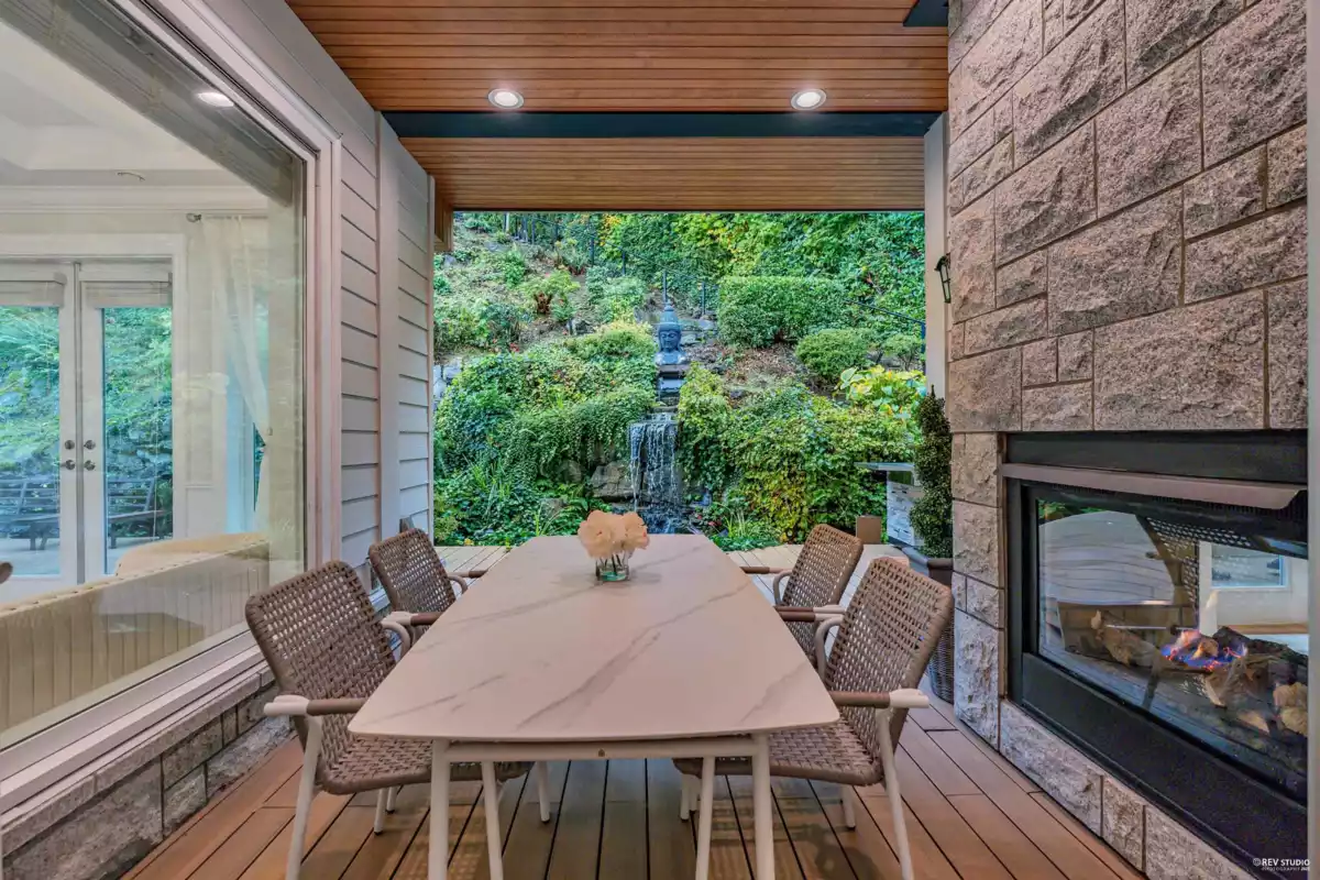 Loft / Bonus Room Photo of 760 Burley Drive, West Vancouver, BC