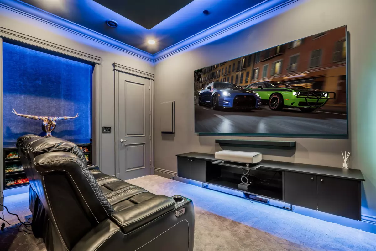 Mudroom Photo of 760 Burley Drive, West Vancouver, BC