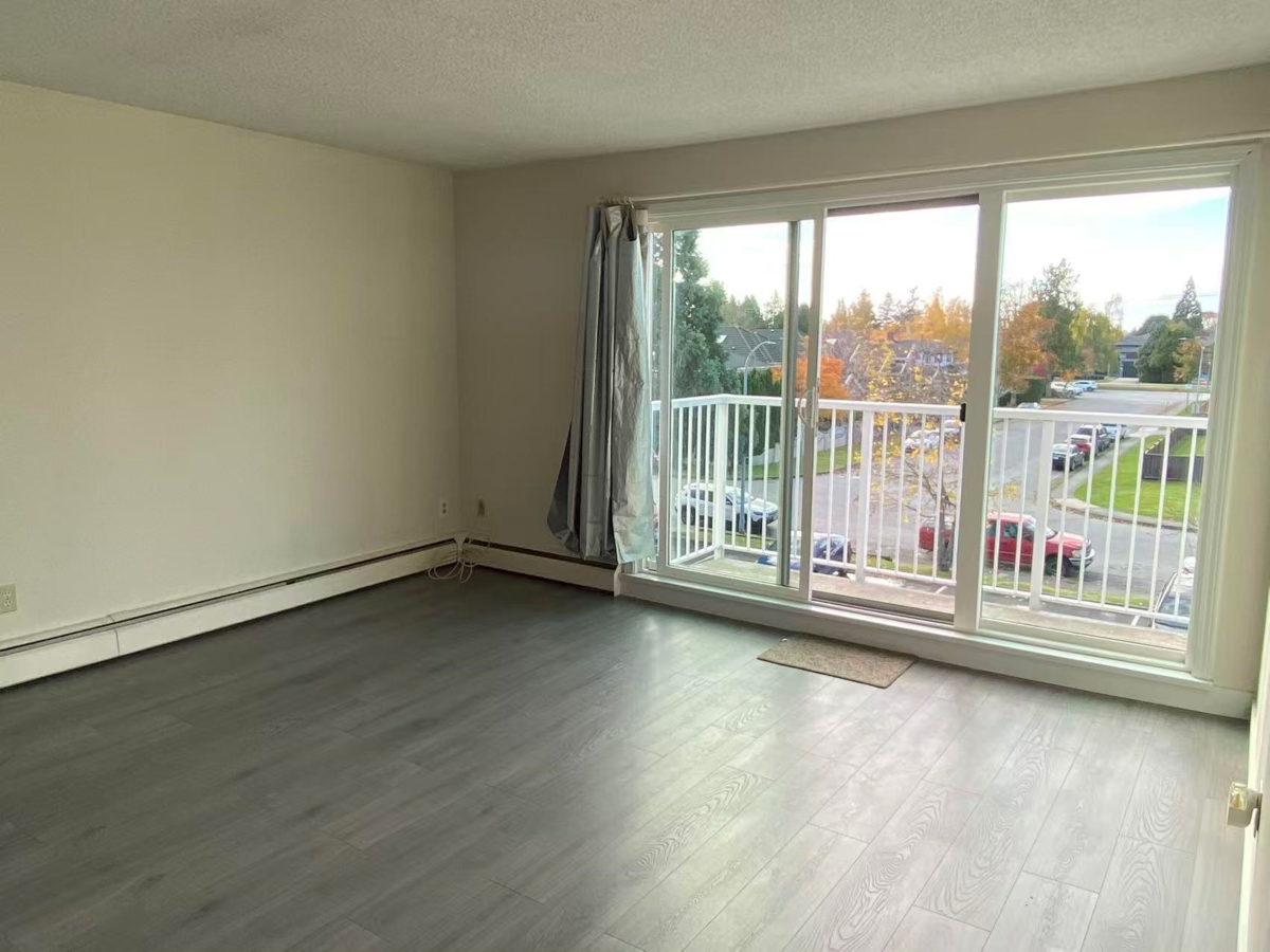 Living Room Photo of 308 7280 Lindsay Road, Richmond, BC