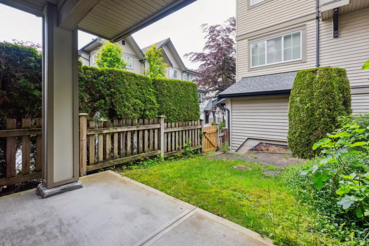 Garden / Landscaping Photo of 257 2501 161a Street, Surrey, BC