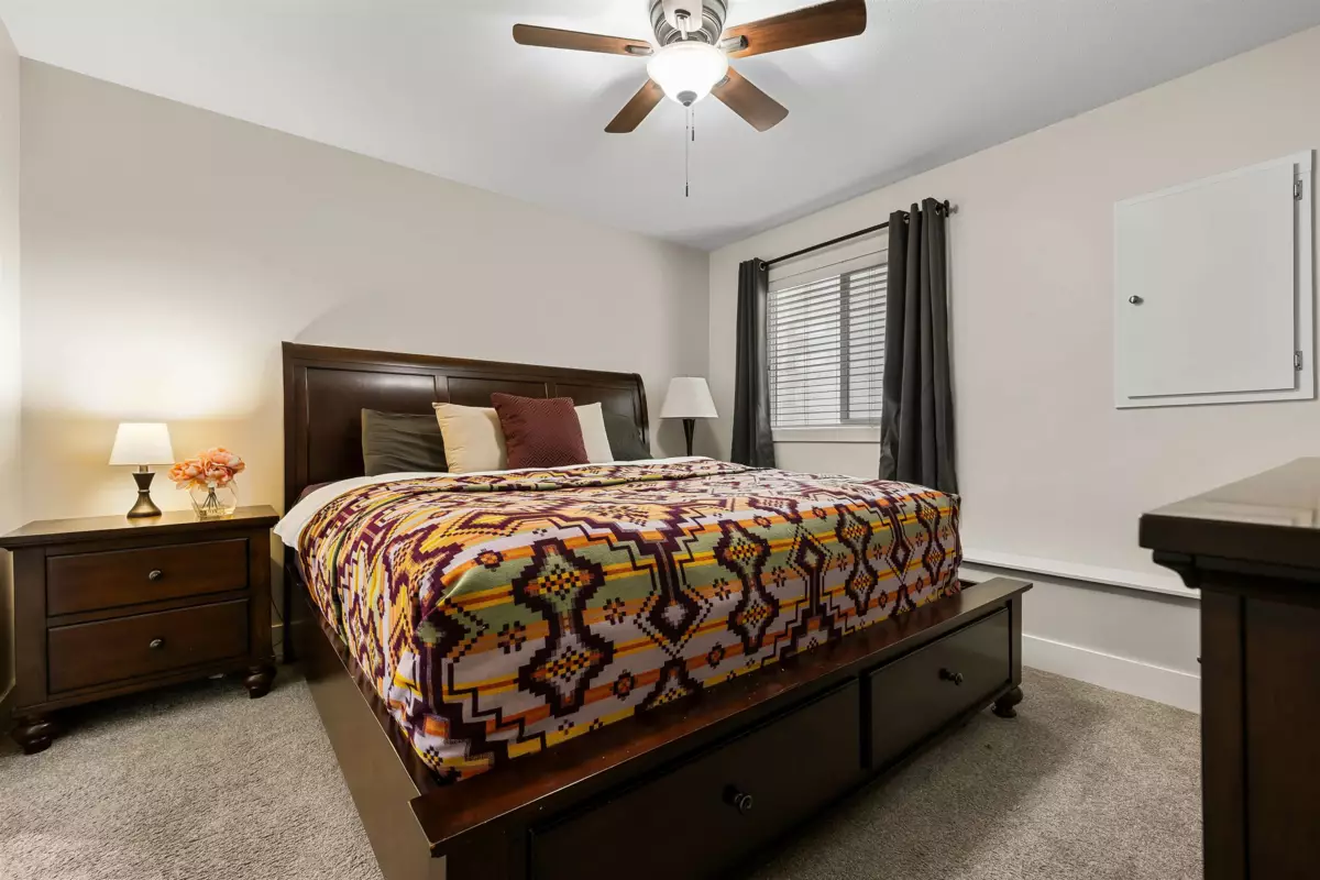 Family Room Photo of 2 5648 Vedder Road, Chilliwack, BC