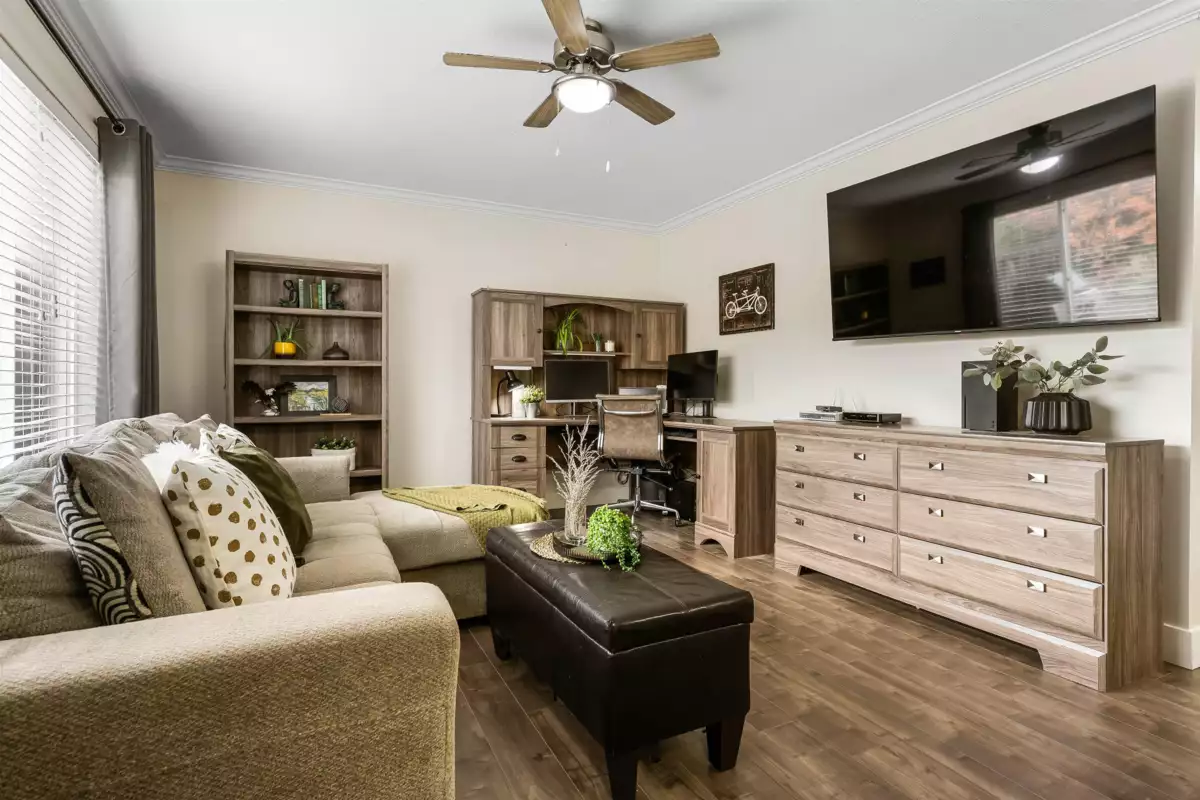 Loft / Bonus Room Photo of 2 5648 Vedder Road, Chilliwack, BC