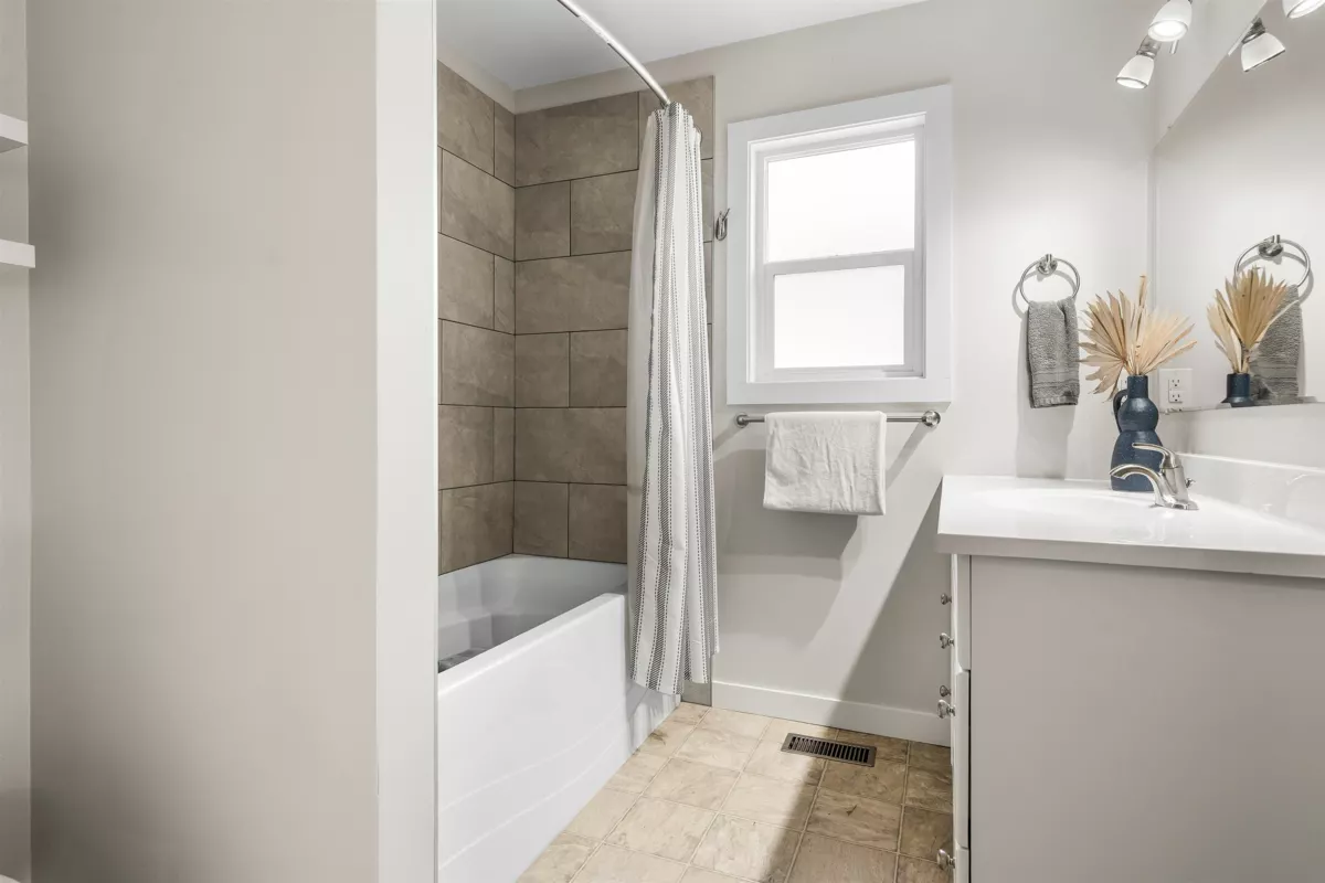 Outdoor Deck Photo of 2 5648 Vedder Road, Chilliwack, BC