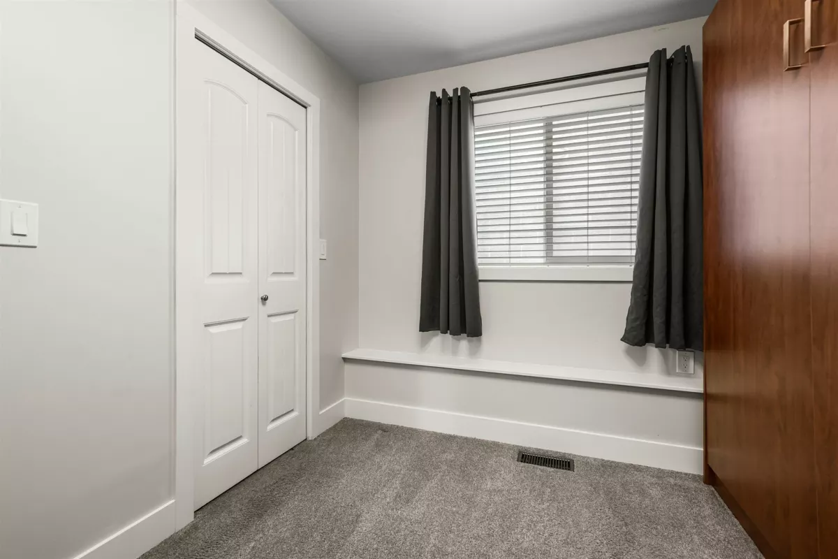 Outdoor Patio Photo of 2 5648 Vedder Road, Chilliwack, BC