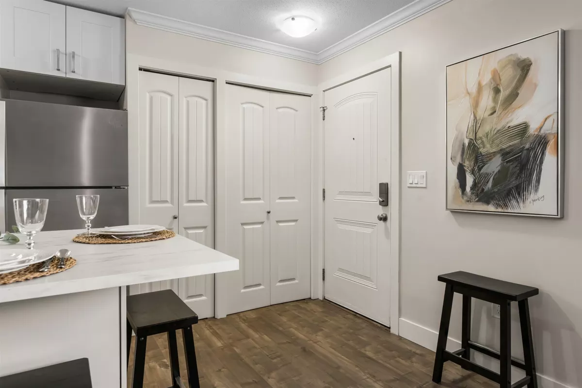 Primary Bathroom Photo of 2 5648 Vedder Road, Chilliwack, BC