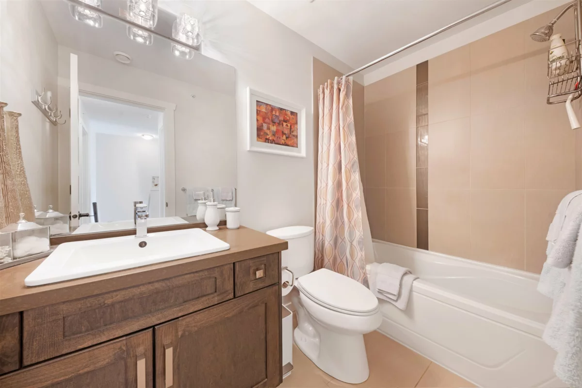 Mudroom Photo of 27 10550 248 Street, Maple Ridge, BC