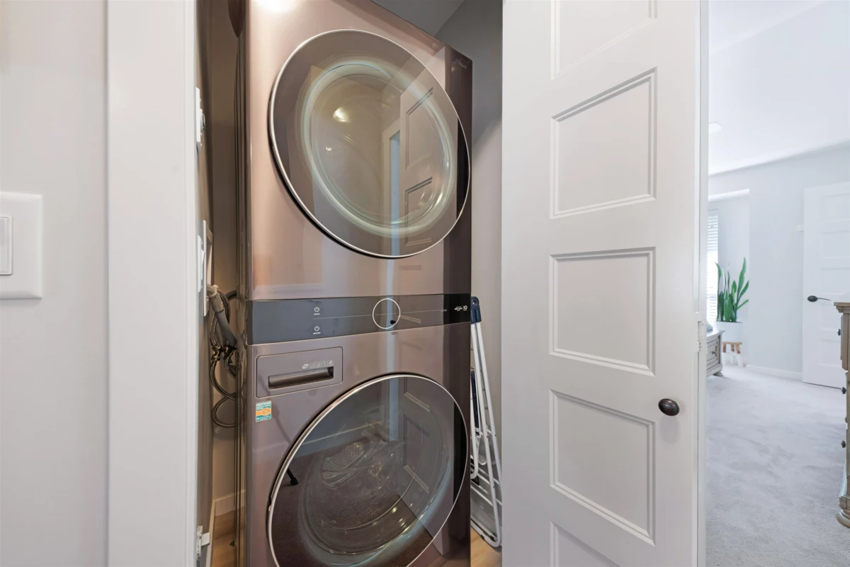 Powder Room Photo of 27 10550 248 Street, Maple Ridge, BC