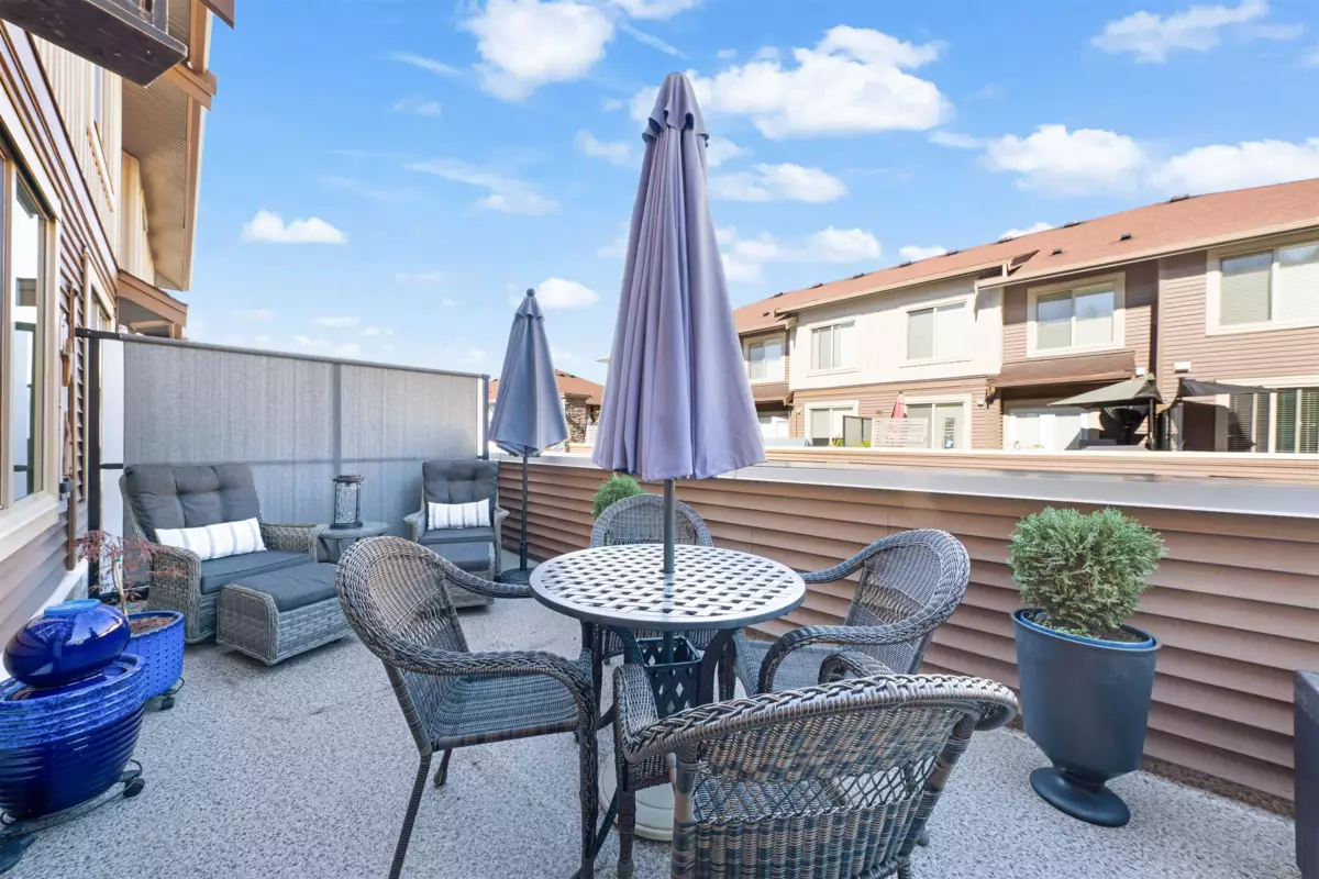 Primary Bathroom Photo of 27 10550 248 Street, Maple Ridge, BC