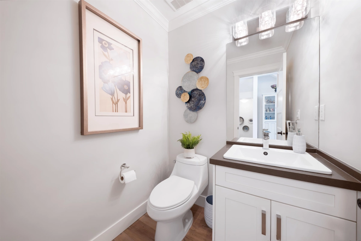 Walk-In Closet Photo of 27 10550 248 Street, Maple Ridge, BC