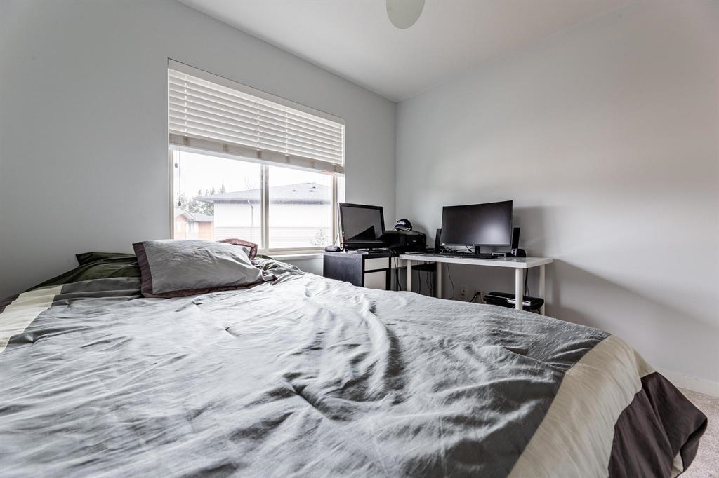 Outdoor Deck Photo of 13 34248 King Road, Abbotsford, BC