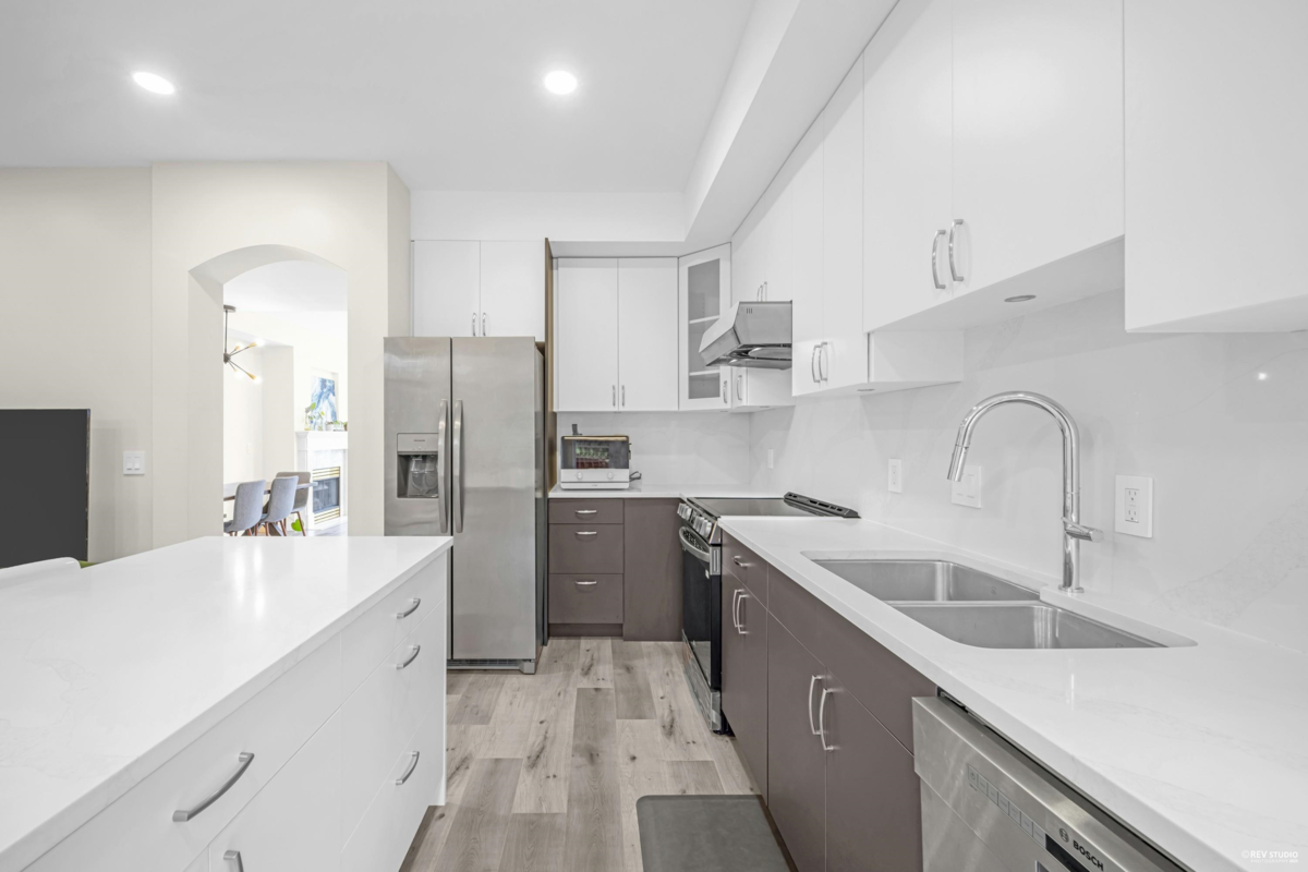 Bedroom 3 Photo of 19 5950 Oakdale Road, Burnaby, BC