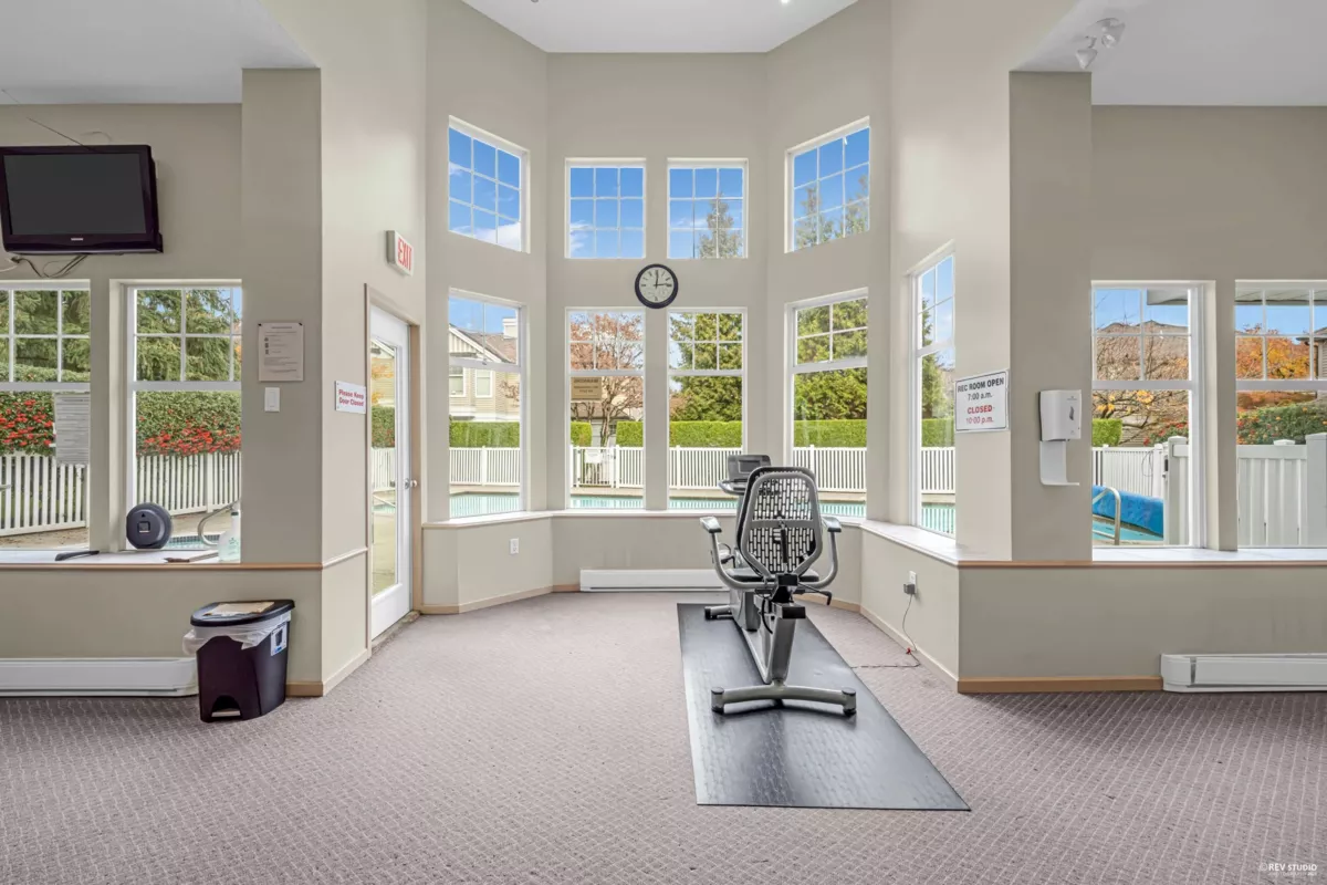 Fitness Center Photo Near 19 5950 Oakdale Road, Burnaby, BC