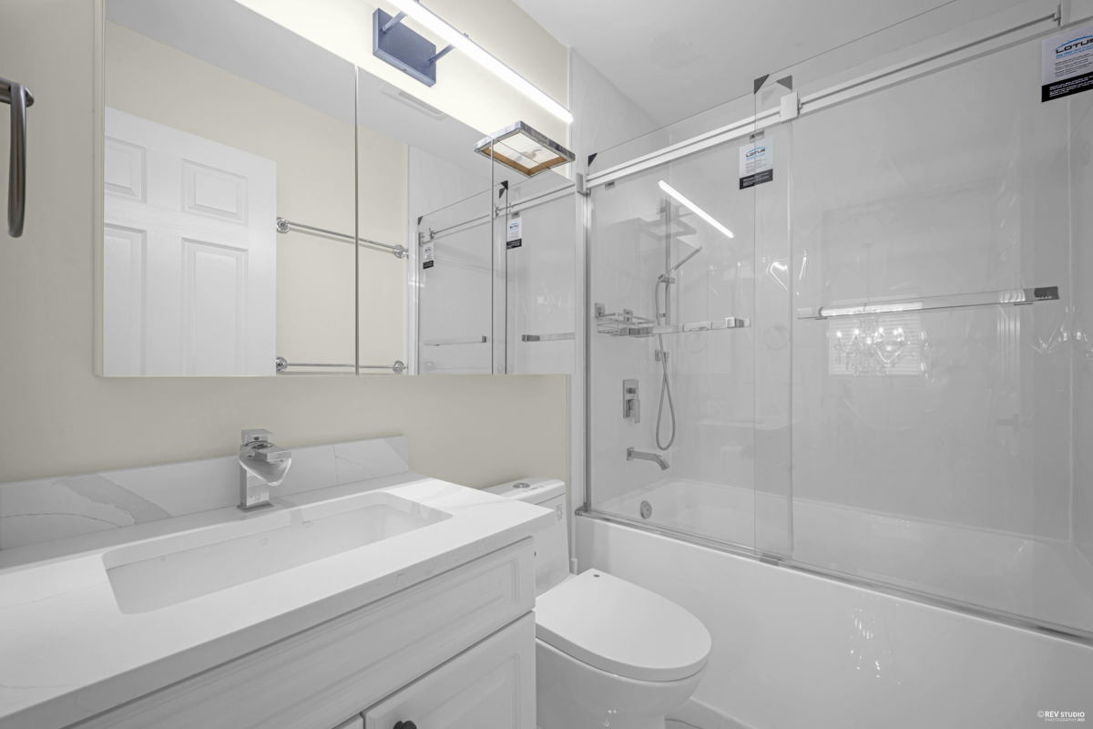 Outdoor Deck Photo of 19 5950 Oakdale Road, Burnaby, BC