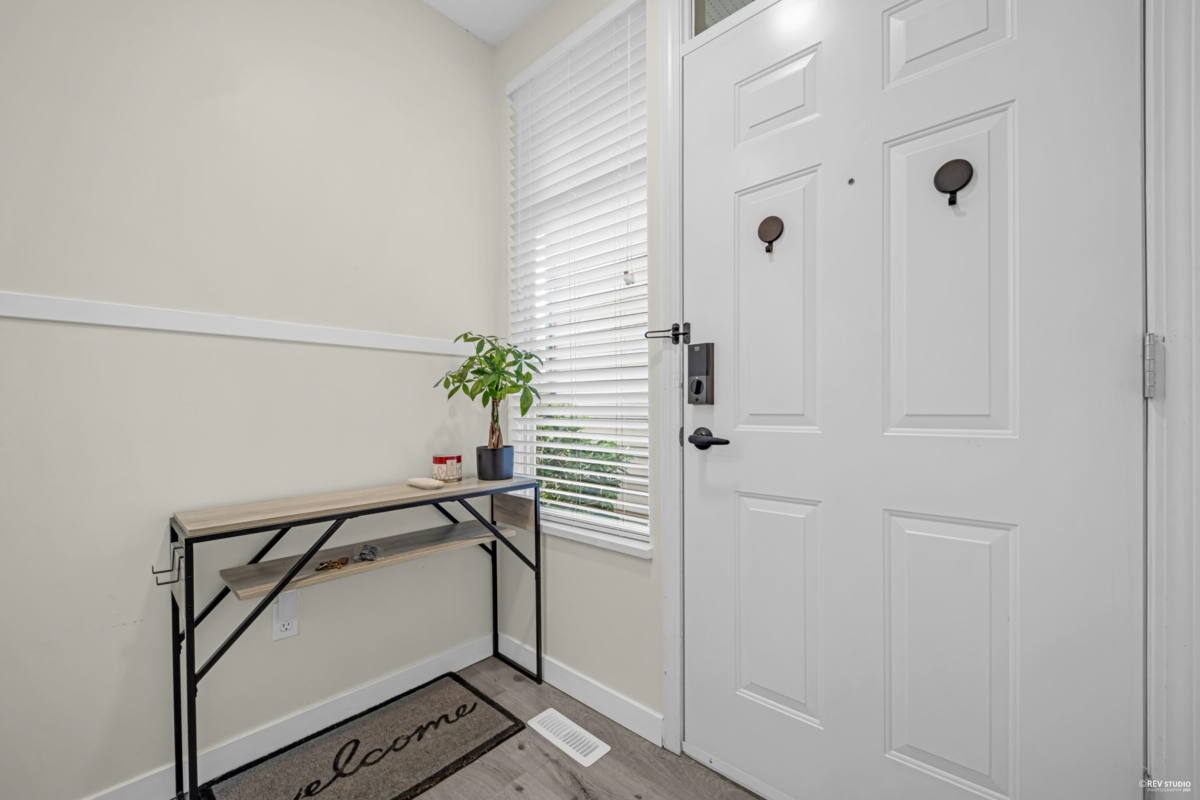 Swimming Pool Photo of 19 5950 Oakdale Road, Burnaby, BC