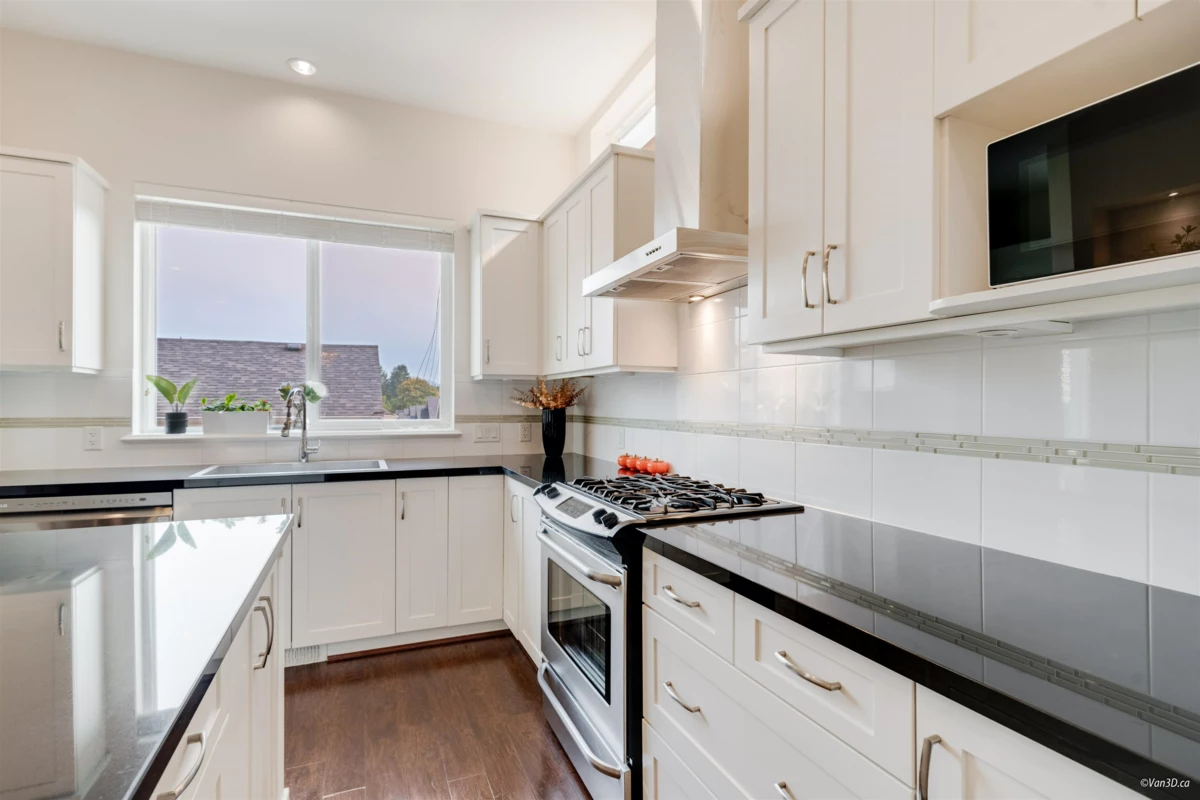 Primary Bedroom Photo of 1249 Soball Street, Coquitlam, BC