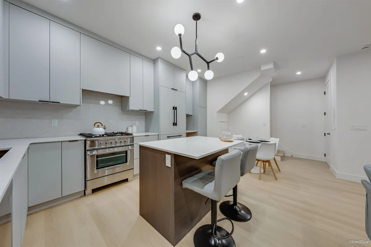 Breakfast Nook Photo of 1 6730 Heather Street, Vancouver, BC