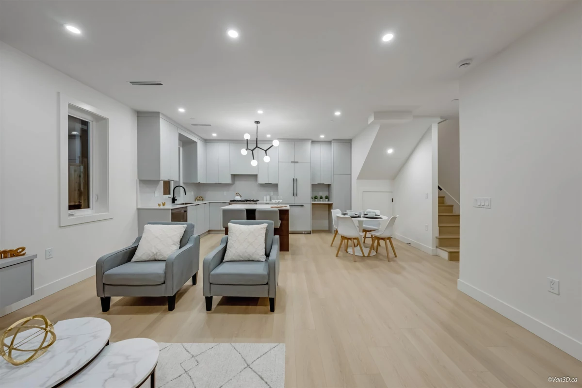 Dining Area Photo of 1 6730 Heather Street, Vancouver, BC