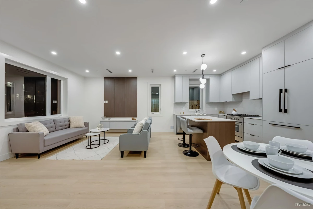 Kitchen Photo of 1 6730 Heather Street, Vancouver, BC