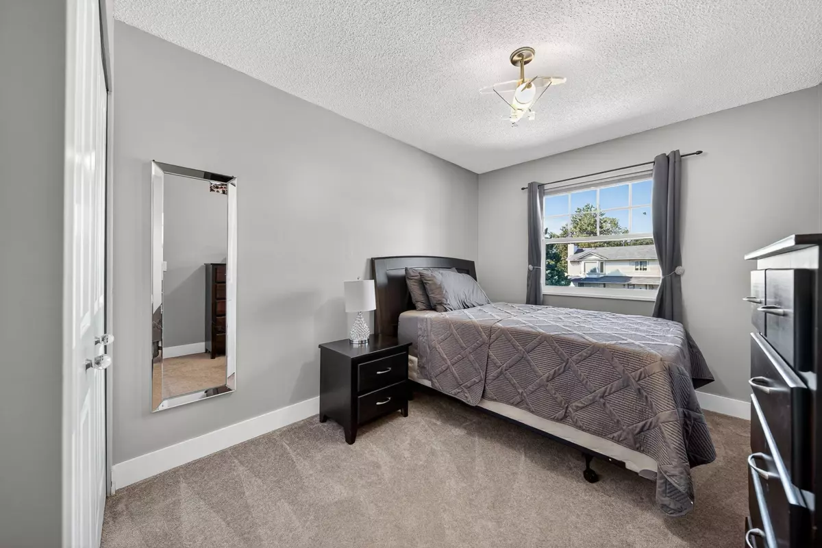 Primary Bedroom Photo of 20140 Bruce Avenue, Maple Ridge, BC