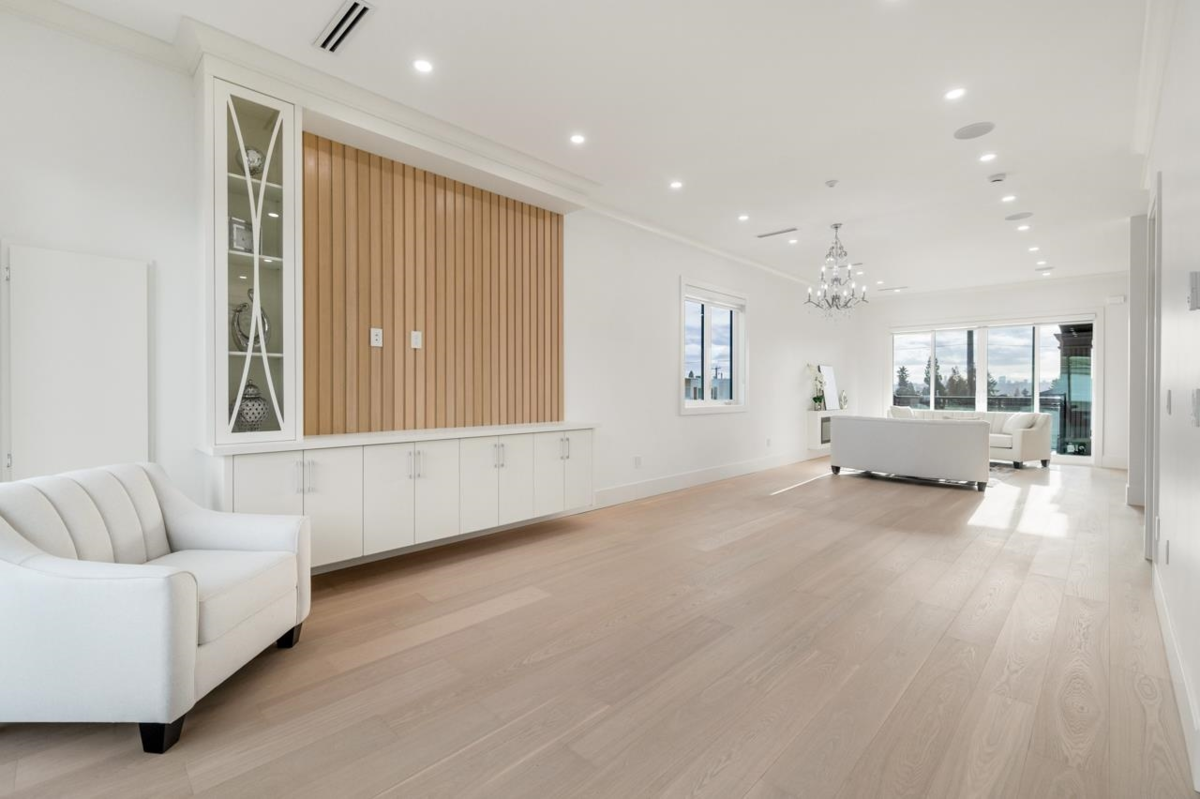 Backyard Photo of 2 6691 Winch Street, Burnaby, BC