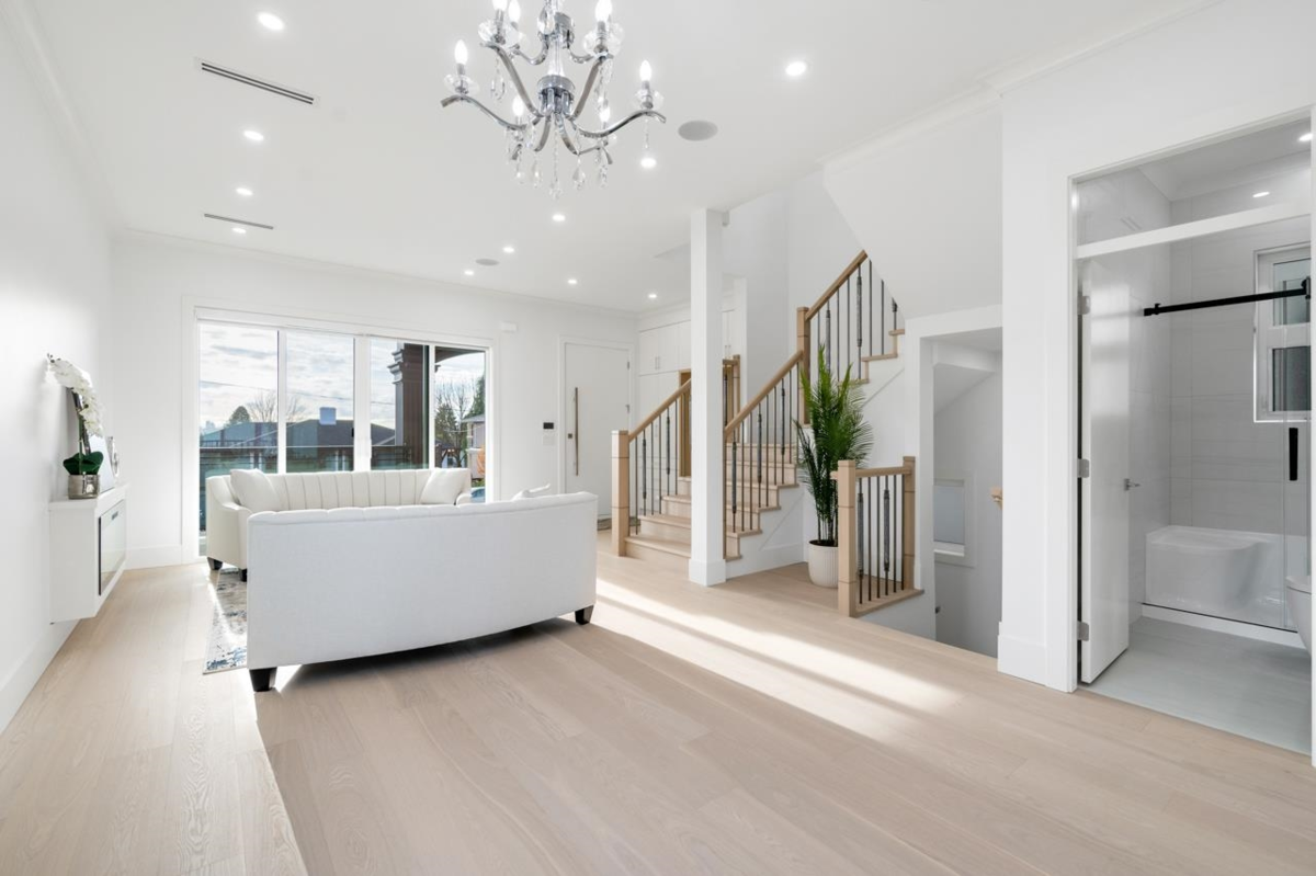 Kitchen Photo of 2 6691 Winch Street, Burnaby, BC