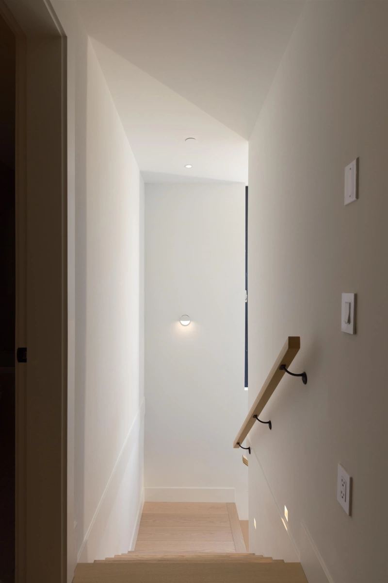 Laundry Room Photo of 772 W 27th Avenue, Vancouver, BC