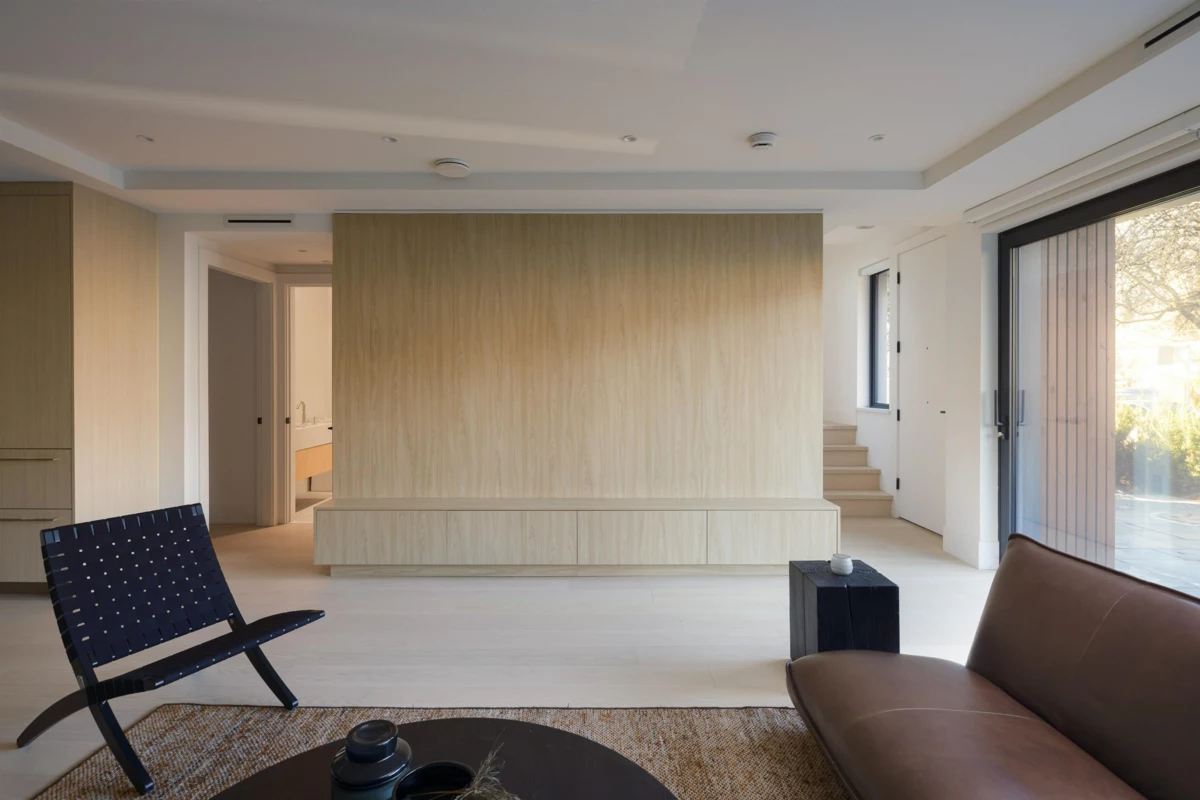 Living Room Photo of 772 W 27th Avenue, Vancouver, BC