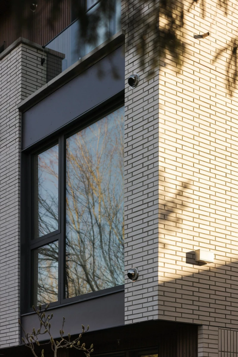 Neighborhood Park Photo Near 772 W 27th Avenue, Vancouver, BC