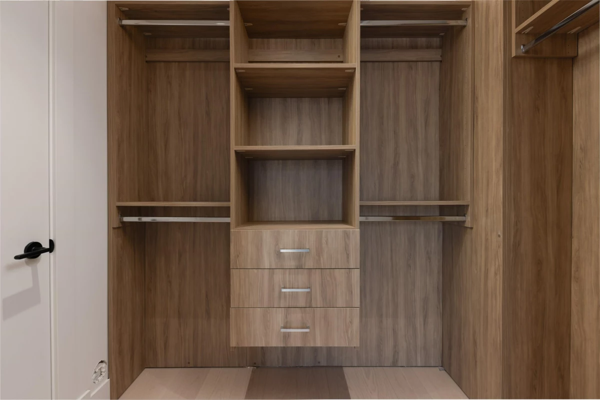 Staircase Photo of 772 W 27th Avenue, Vancouver, BC