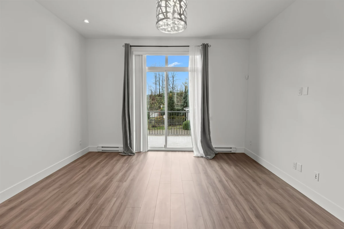 Bedroom 2 Photo of 11 2838 Livingstone Avenue, Abbotsford, BC