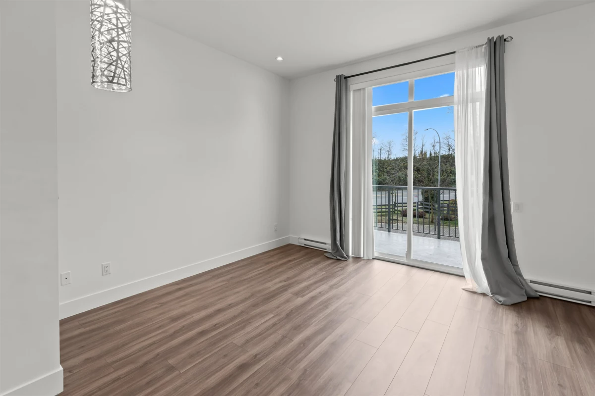 Bedroom 3 Photo of 11 2838 Livingstone Avenue, Abbotsford, BC