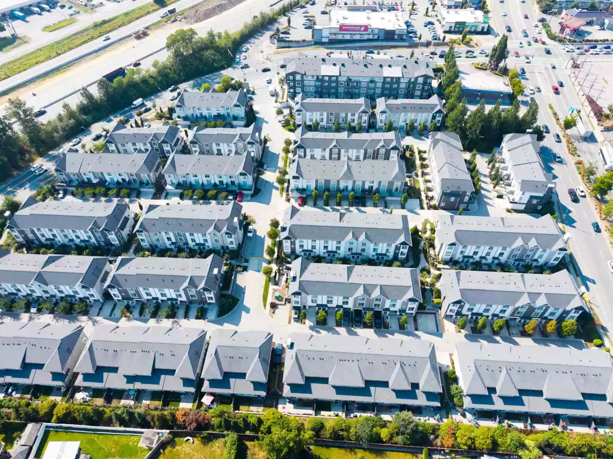 Front Yard Photo of 11 2838 Livingstone Avenue, Abbotsford, BC