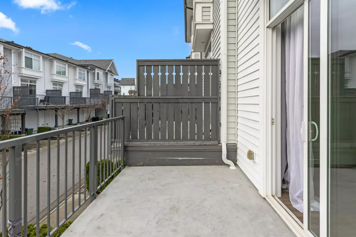 Garage Interior Photo of 11 2838 Livingstone Avenue, Abbotsford, BC