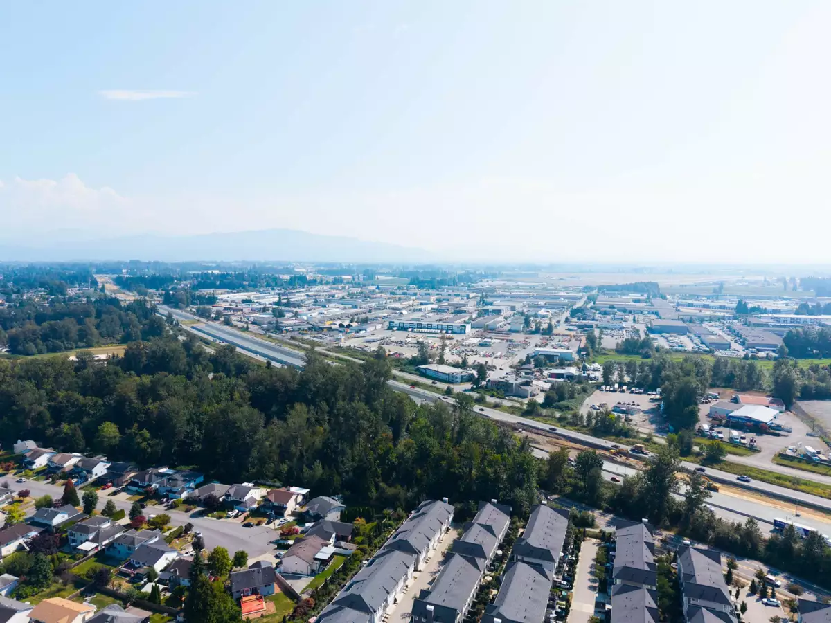 Neighborhood Park Photo Near 11 2838 Livingstone Avenue, Abbotsford, BC