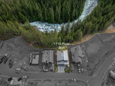 Garden / Landscaping Photo of 1710 River Run Place, Whistler, BC