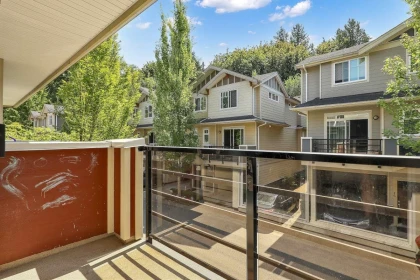 Entry Foyer Photo of 9 6383 140 Street, Surrey, BC