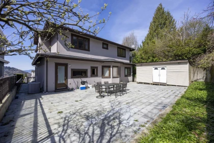 Kitchen Photo of 7282 Ridge Drive, Burnaby, BC